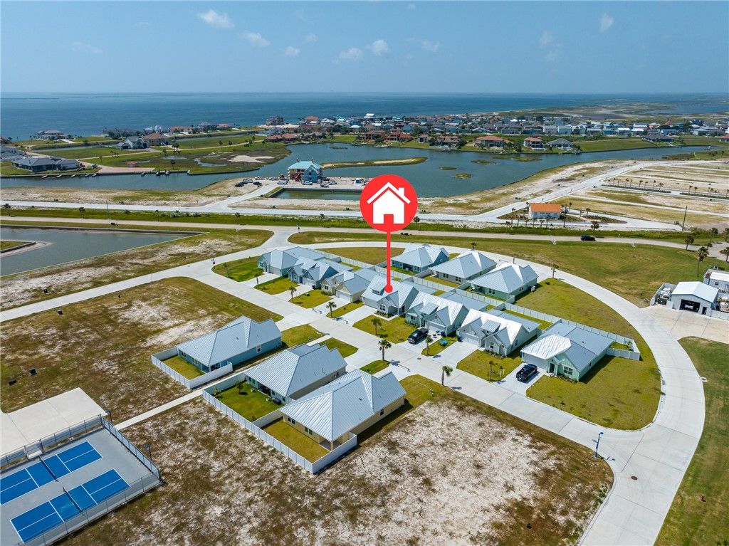 1013 St Croix Dr, Rockport, TX 78382 — photo 4