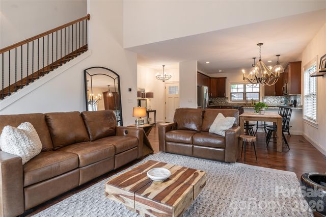 17 Asher Lane, Arden, NC 28704