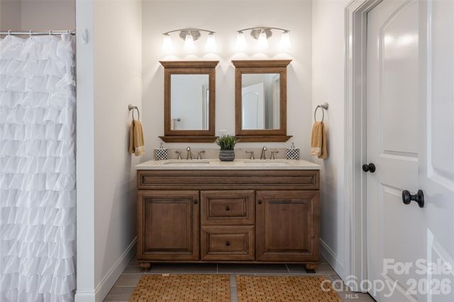 17 Asher Lane, Arden, NC 28704