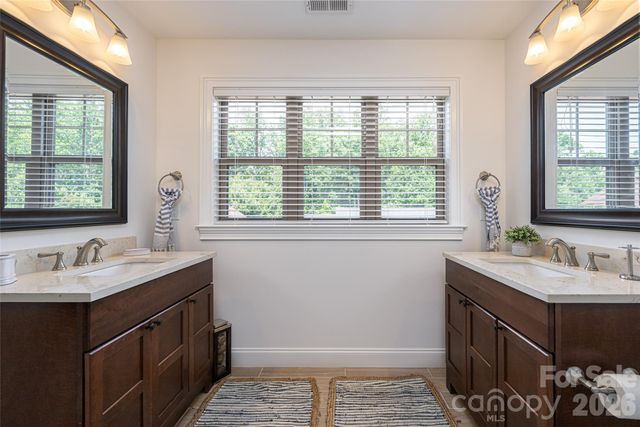 17 Asher Lane, Arden, NC 28704
