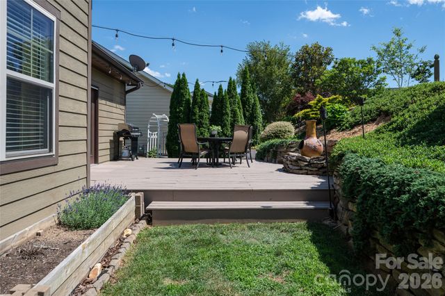 17 Asher Lane, Arden, NC 28704