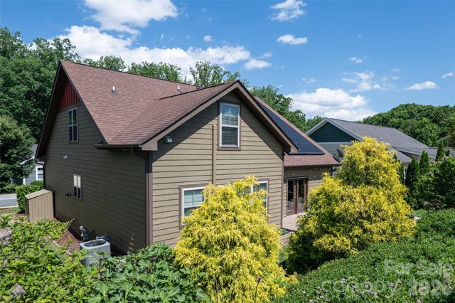 17 Asher Lane, Arden, NC 28704