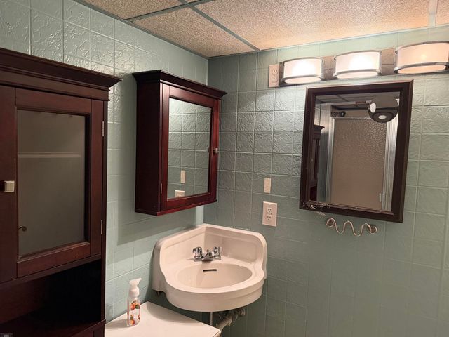 21810 Englehardt Street, St Clair Shores, MI 48080