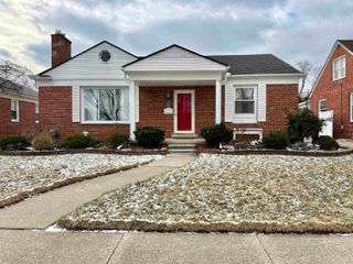 21810 Englehardt Street, St Clair Shores, MI 48080