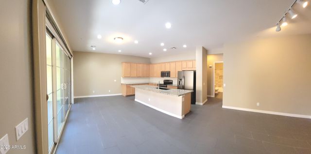 7113 W LINDA Lane, Chandler, AZ 85226