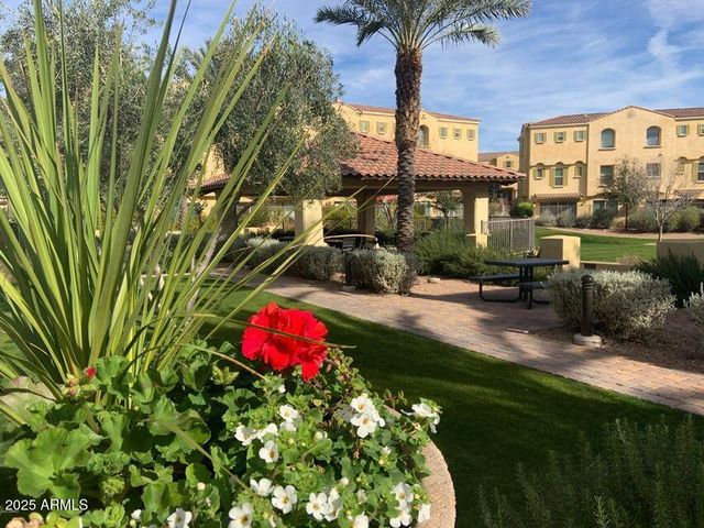 7113 W LINDA Lane, Chandler, AZ 85226