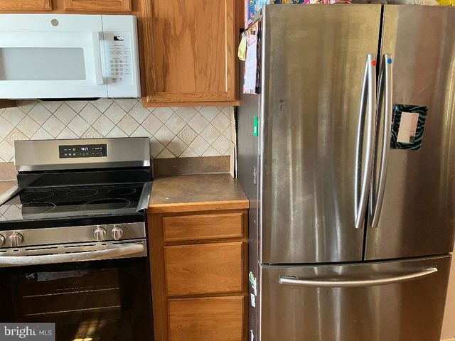 1513 ROOSEVELT DR, Sharon Hill, PA 19079
