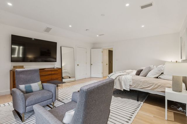 98 W Shore Place, Richardson, TX 75080