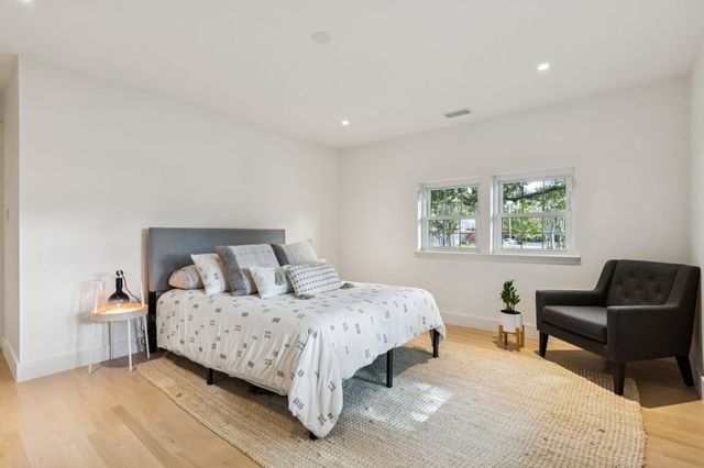 98 W Shore Place, Richardson, TX 75080