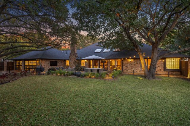 98 W Shore Place, Richardson, TX 75080