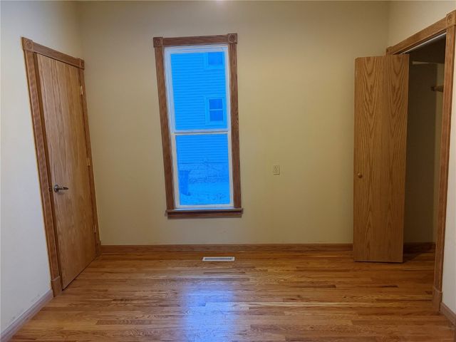 713 7th Avenue SW, Cedar Rapids, IA 52404