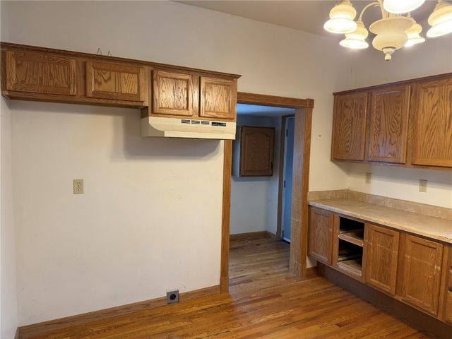 713 7th Avenue SW, Cedar Rapids, IA 52404