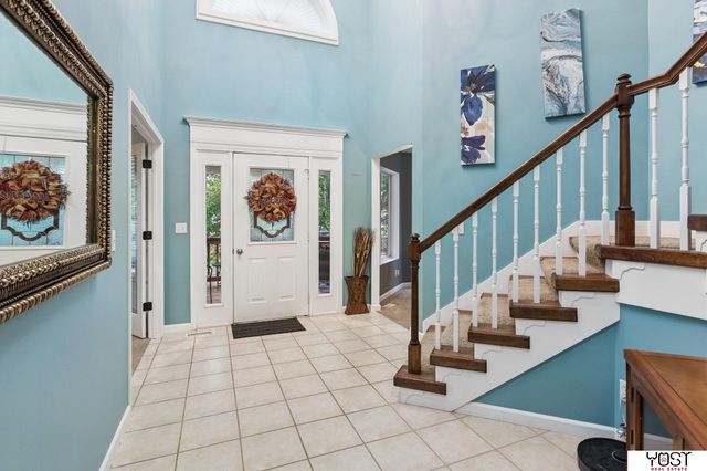 8932 Cass Circle, Plattsmouth, NE 68048