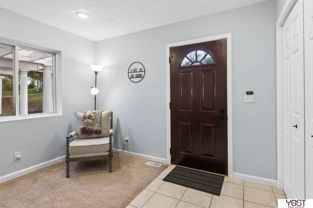 8932 Cass Circle, Plattsmouth, NE 68048