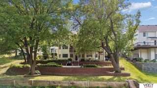 8932 Cass Circle, Plattsmouth, NE 68048