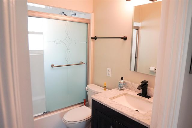 1322 Desiax Avenue, Bloomfield Hills, MI 48302