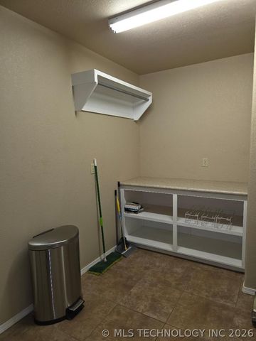 114956 S 4120 Road, Eufaula, OK 74432