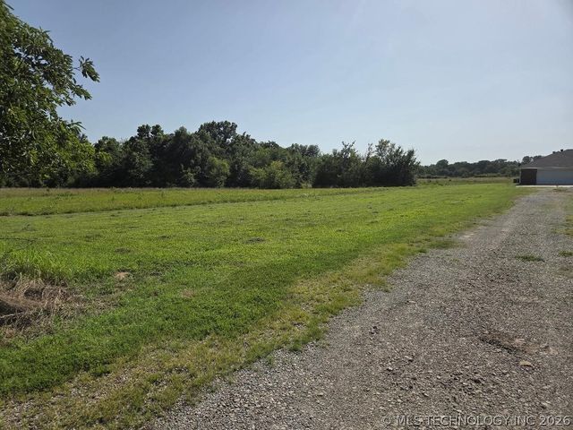 114956 S 4120 Road, Eufaula, OK 74432