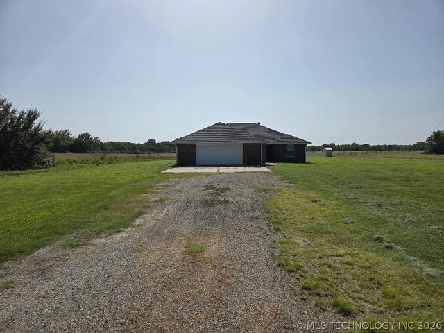 114956 S 4120 Road, Eufaula, OK 74432