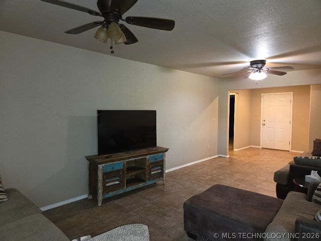 114956 S 4120 Road, Eufaula, OK 74432