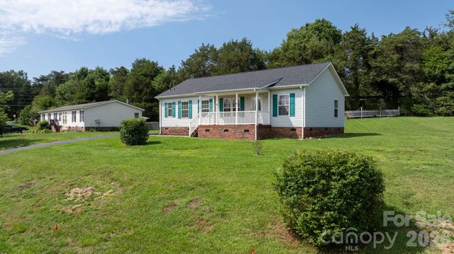 952 Eastern Ridge Drive, Newton, NC 28658