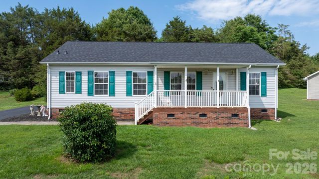 952 Eastern Ridge Drive, Newton, NC 28658