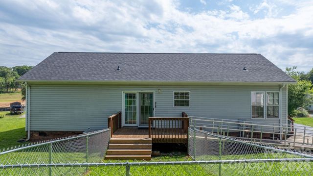 952 Eastern Ridge Drive, Newton, NC 28658