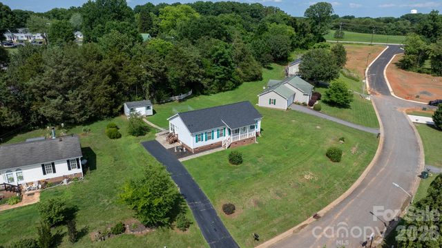 952 Eastern Ridge Drive, Newton, NC 28658