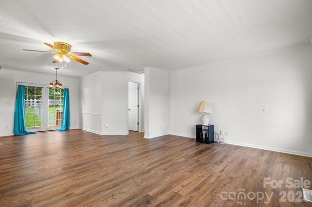 952 Eastern Ridge Drive, Newton, NC 28658