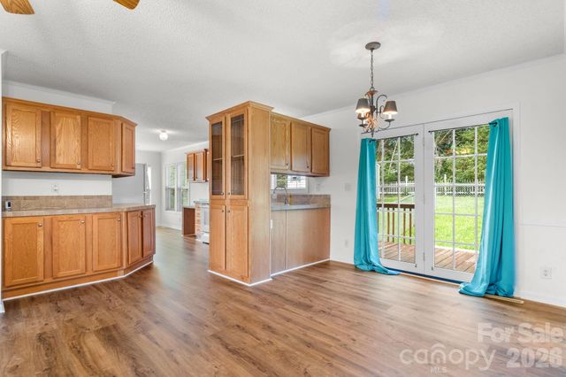 952 Eastern Ridge Drive, Newton, NC 28658