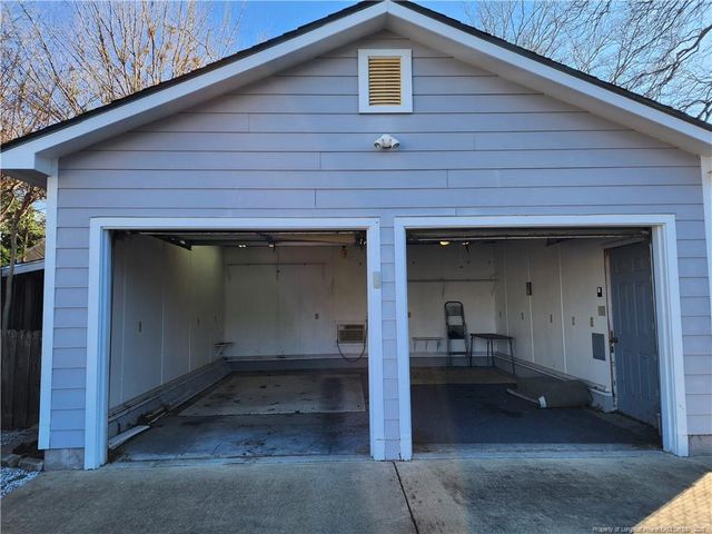 930 Chester Circle, Fayetteville, NC 28303