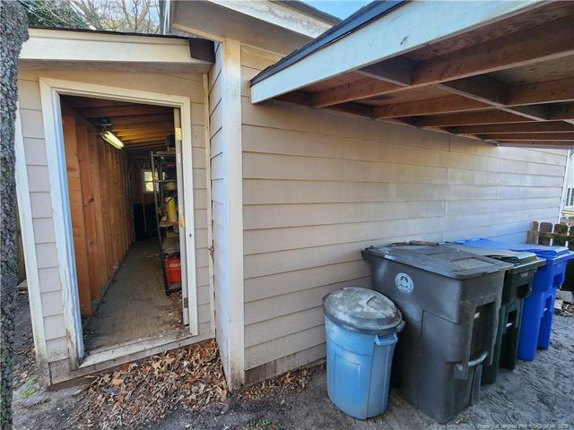 930 Chester Circle, Fayetteville, NC 28303