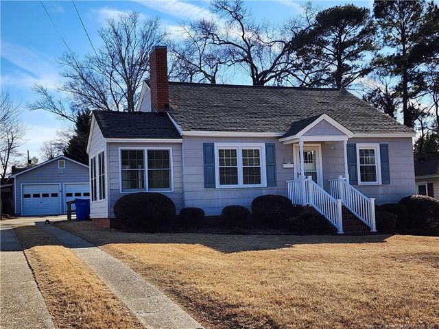 930 Chester Circle, Fayetteville, NC 28303