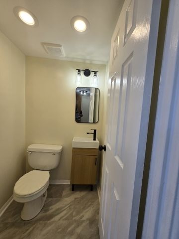 11575 S Racine Avenue, Chicago, IL 60643