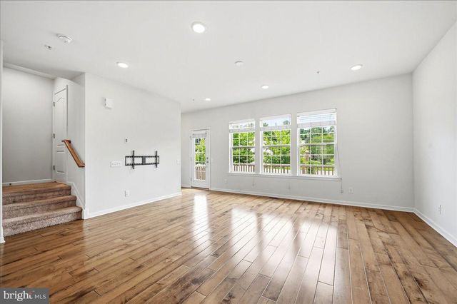 21 EAGLE LN, Malvern, PA 19355