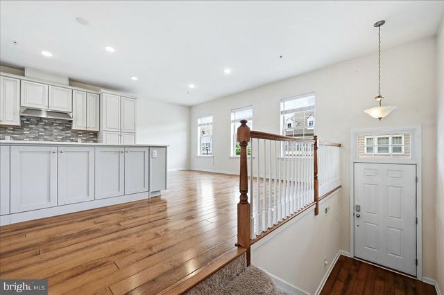 21 EAGLE LN, Malvern, PA 19355