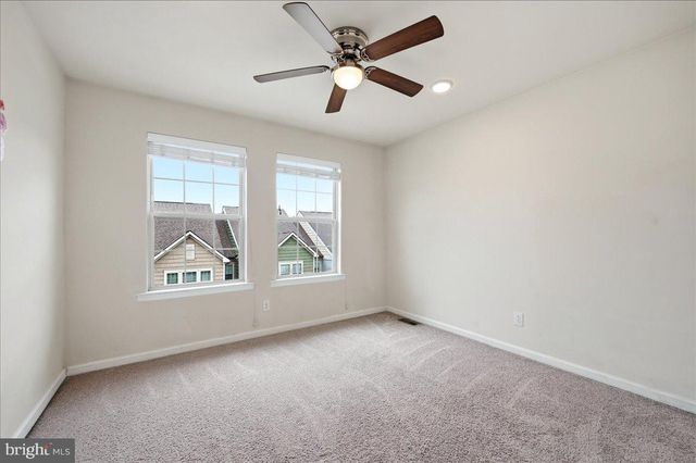21 EAGLE LN, Malvern, PA 19355