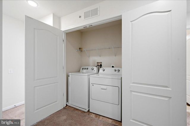 21 EAGLE LN, Malvern, PA 19355