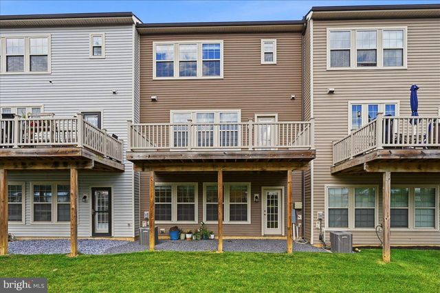 21 EAGLE LN, Malvern, PA 19355