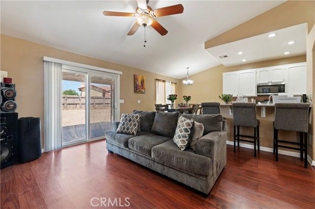 10312 Primrose, Hesperia, CA 92345