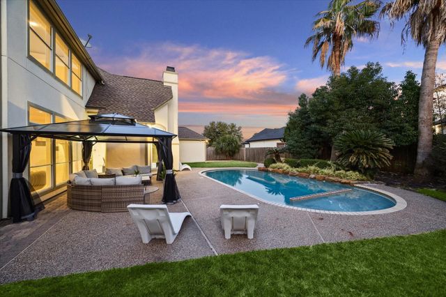 5671 Grand Floral Boulevard, Houston, TX 77041