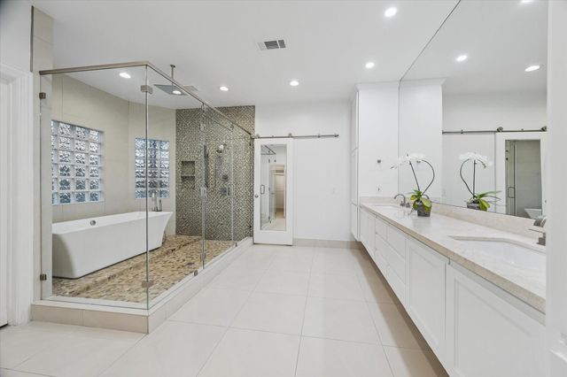 5671 Grand Floral Boulevard, Houston, TX 77041