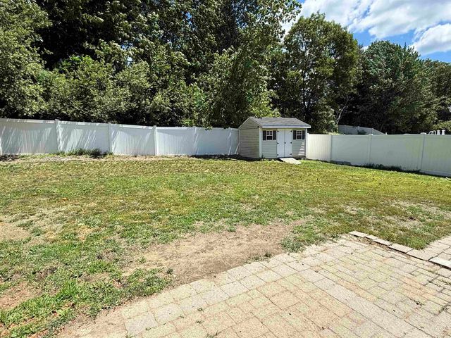 13 N Martin Road, Amesbury, MA 01913