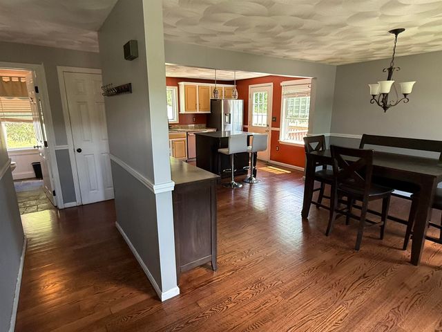 13 N Martin Road, Amesbury, MA 01913