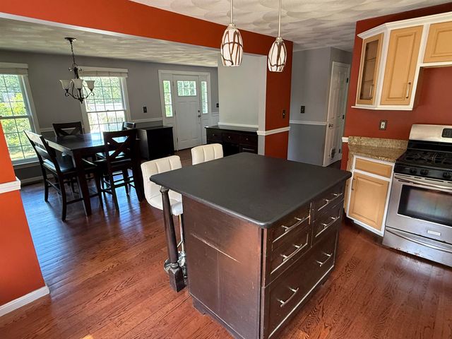 13 N Martin Road, Amesbury, MA 01913
