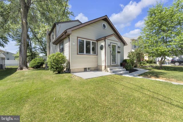 417 ROBERTS, Bellmawr, NJ 08031