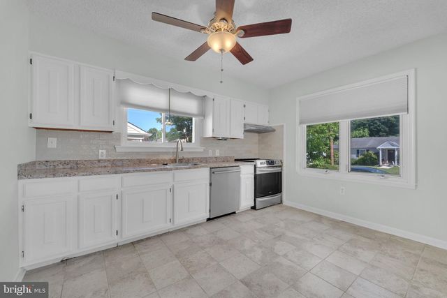 417 ROBERTS, Bellmawr, NJ 08031