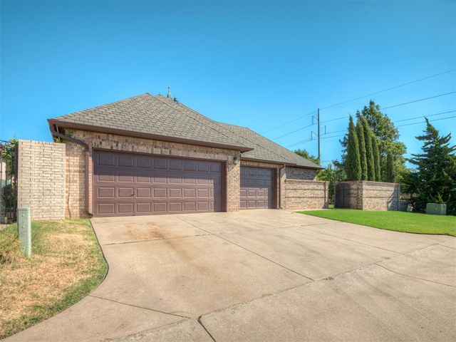 2104 Pinnacle Point, Oklahoma City, OK 73170