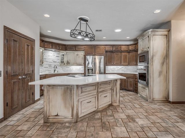 2104 Pinnacle Point, Oklahoma City, OK 73170