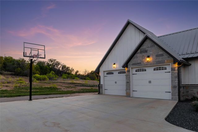 7504 Jibe Circle, Brownwood, TX 76801